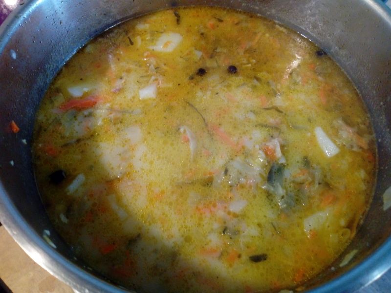 Zupa ogórkowa z pulpecikami
