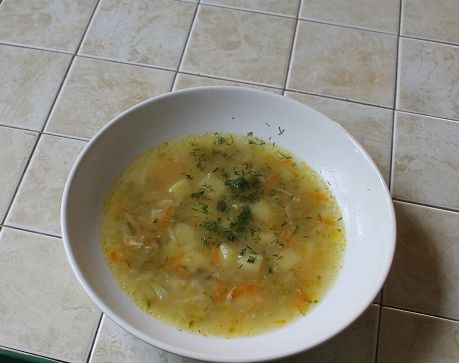 Zupa ogórkowa z ziemniakami  Zupa ogórkowa z ziemniakami