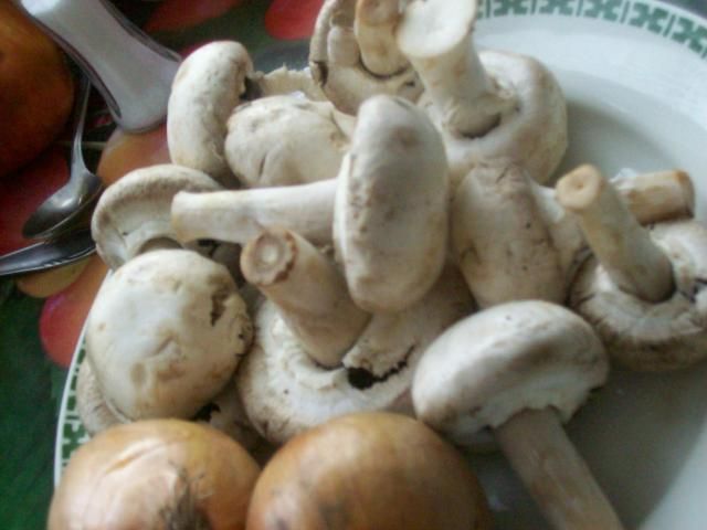 Zupa pieczarkowa Zupa pieczarkowa