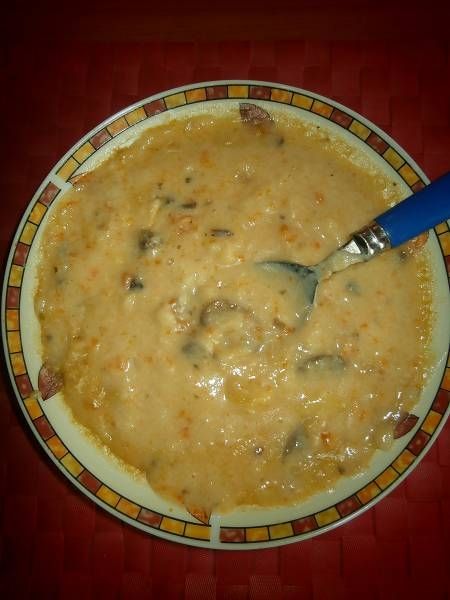 Zupa pieczarkowa z makaronem Zupa pieczarkowa z makaronem