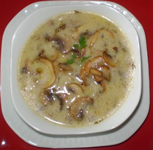 Zupa pieczarkowa z ziemniakami : Zupa pieczarkowa z ziemniakami :