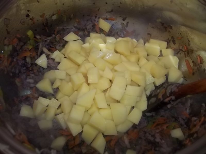 Zupa pieczarkowo-warzywna