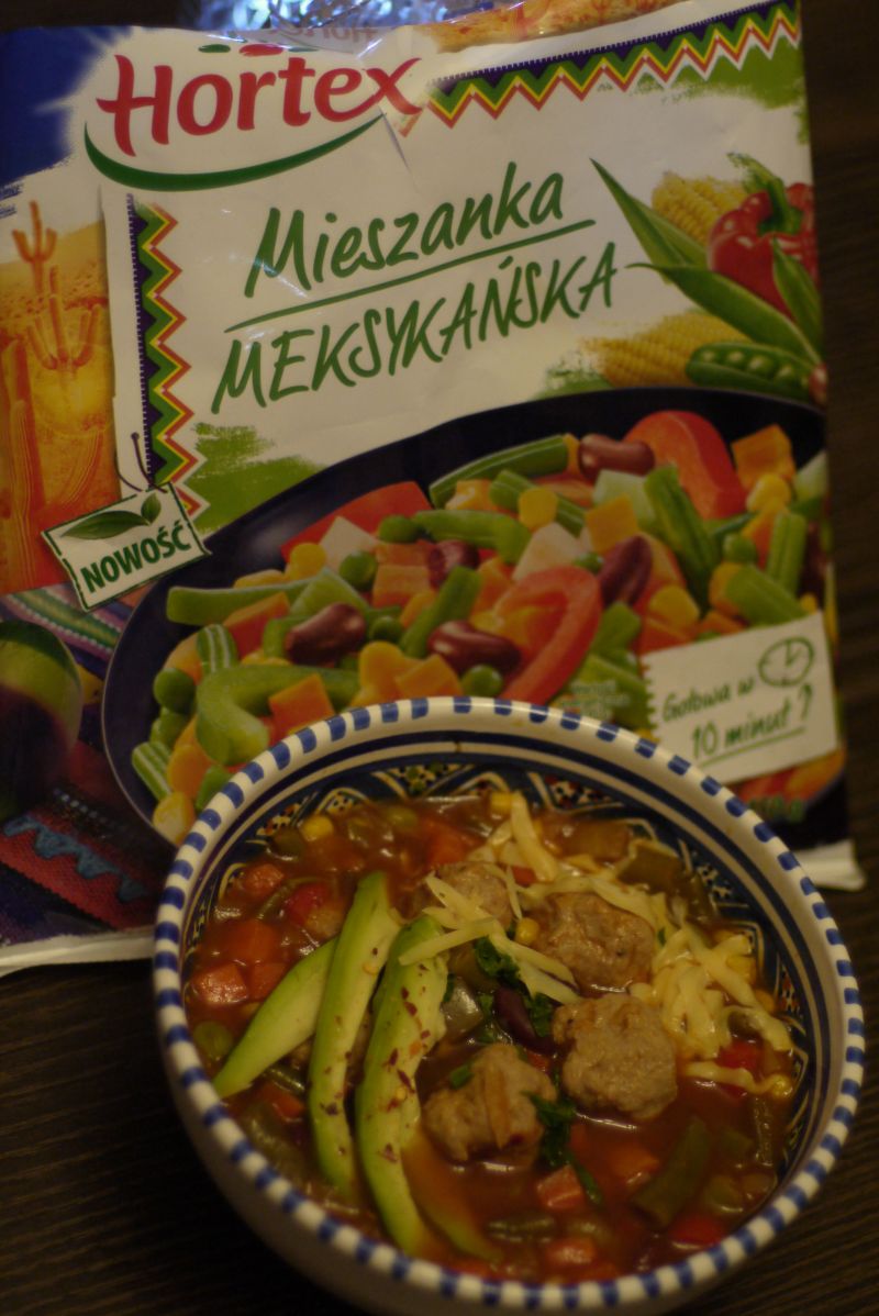 Zupa po meksykańsku z pulpecikami 