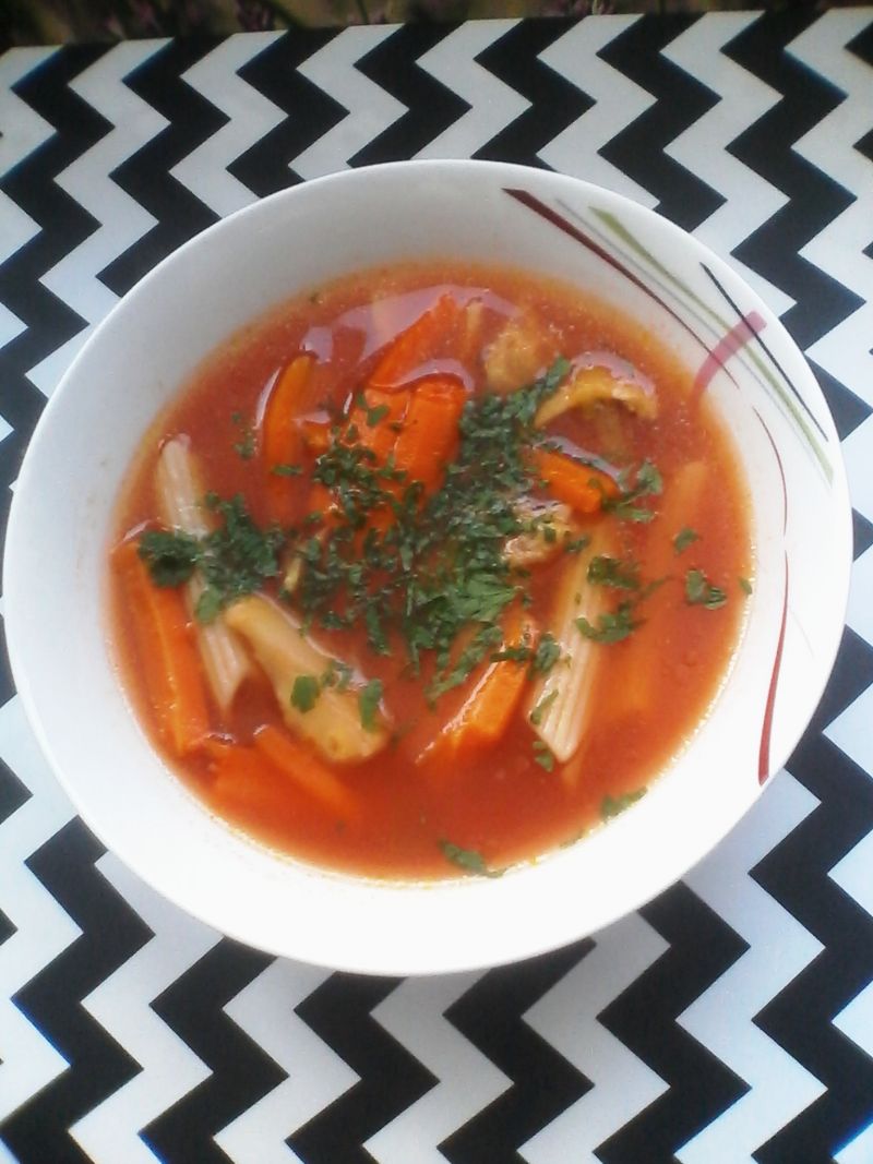 Zupa pomidorowa na rosole