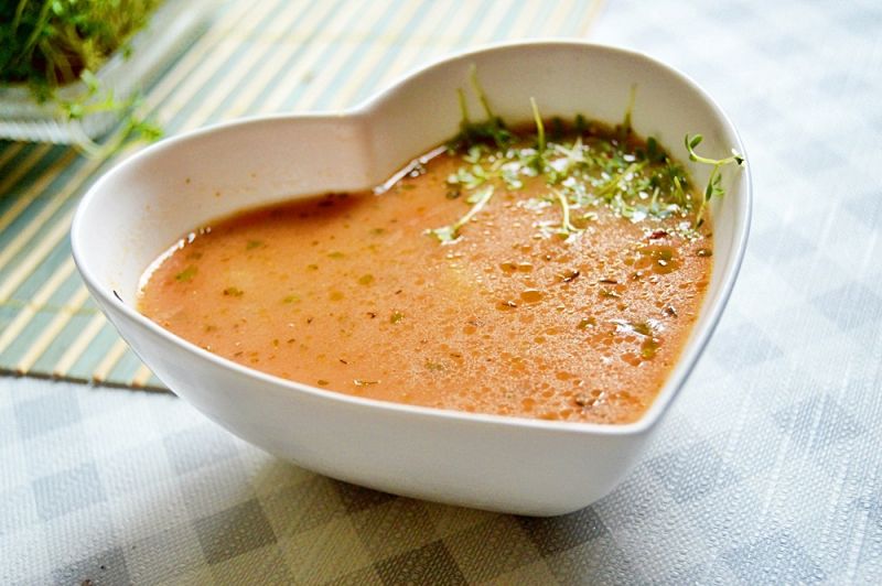 Zupa pomidorowa z kaszą manny