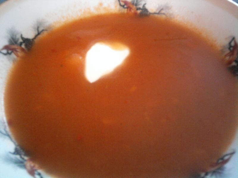 Zupa pomidorowa z ryżem 