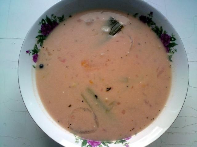 Zupa pomidorowa z ryżem