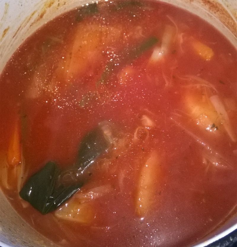 Zupa pomidorowa z ryżem i miodem 