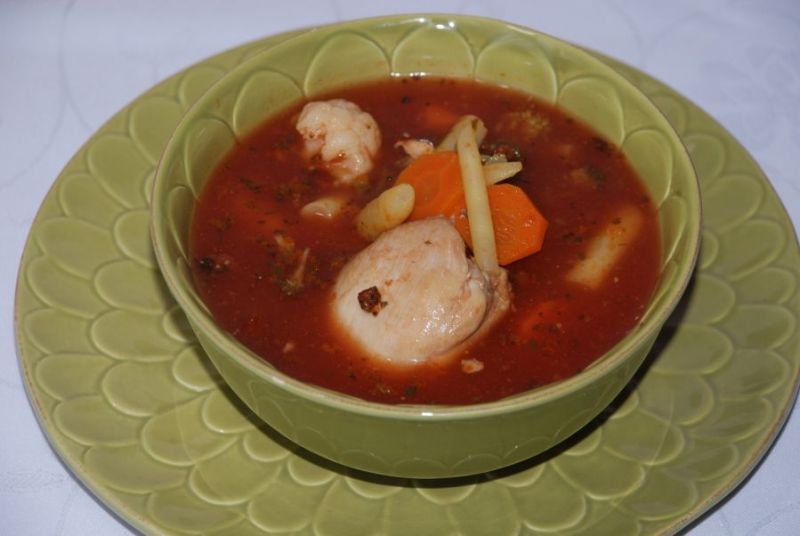 Zupa pomidorowa z warzywami