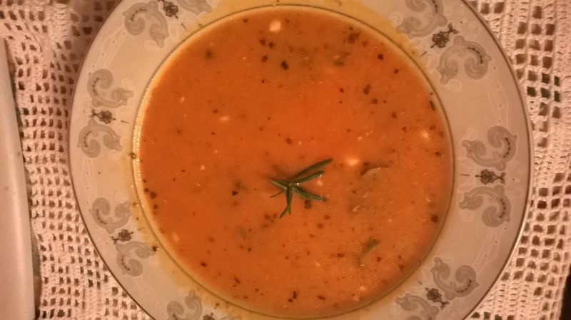 zupa pomidorowo - gyrosowa z mięsem mielonym