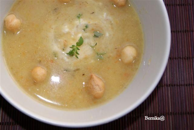 Zupa porowo-jabłkowa  Zupa porowo-jabłkowa