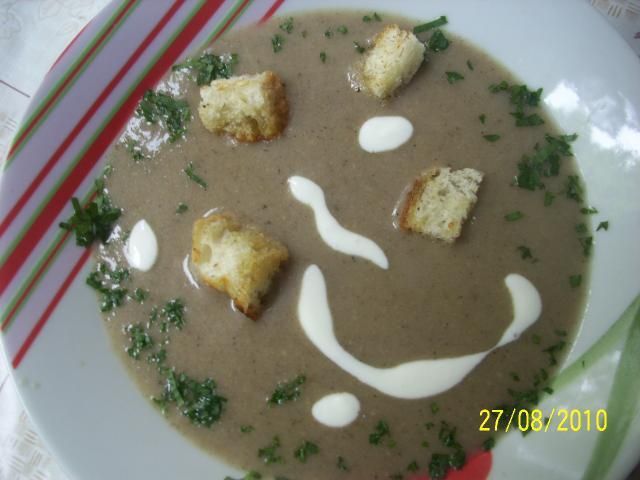 Zupa puree z pieczarkami Zupa puree z pieczarkami