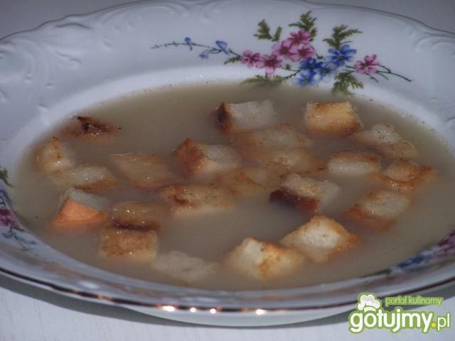 Zupa rybna z grzankami Zupa rybna z grzankami