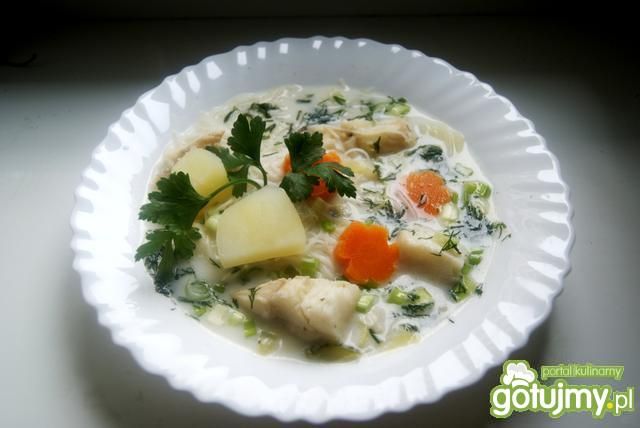 Zupa rybna z kalarepką 