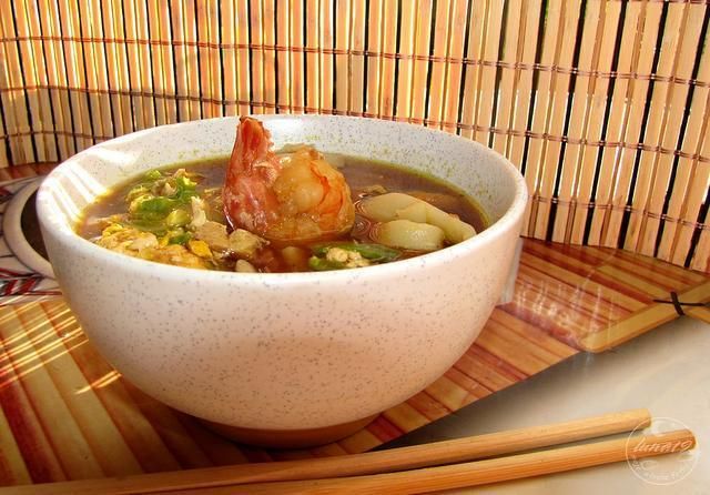 Zupa rybna z sosem sojowym Zupa rybna z sosem sojowym