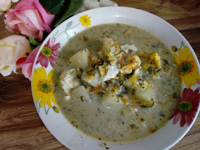 Zupa szczawiowa z pasternakiem, na rosole Zupa szczawiowa z pasternakiem, na rosole