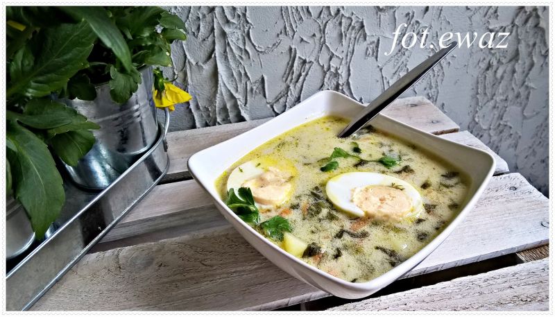 Zupa szczawiowa z ziemniakami