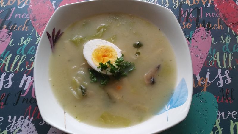 Zupa szparagowa z jajkiem Zupa szparagowa z jajkiem
