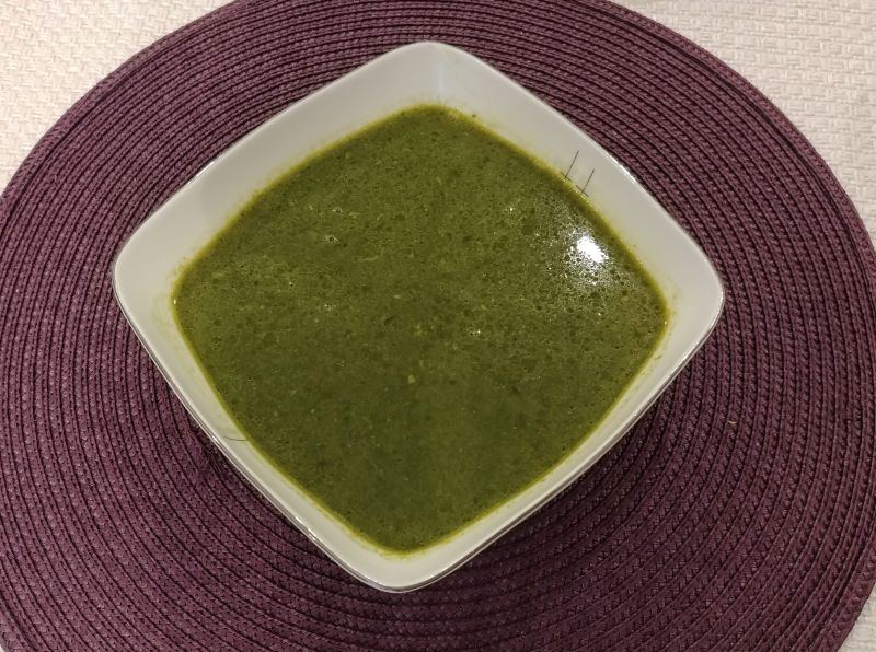 Zupa szpinakowa z orientalną nutą