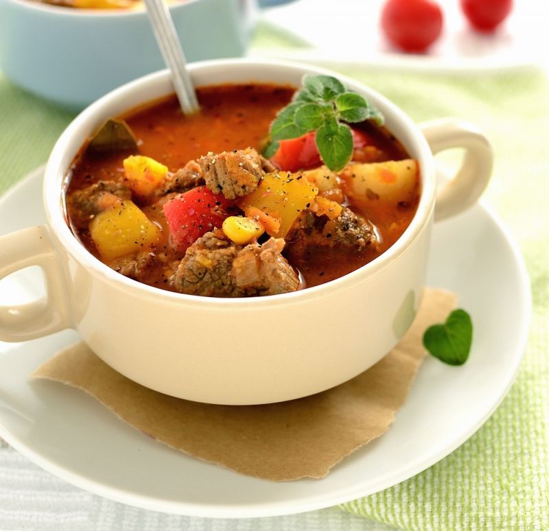 Zupa w stylu carbonada criolla