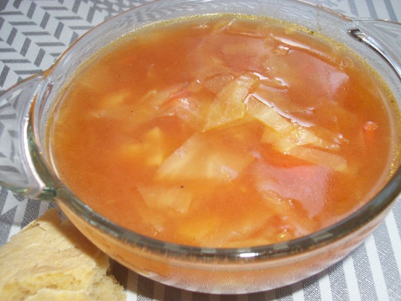 Zupa z białej kapusty