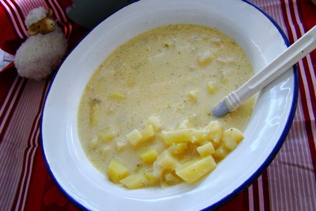 Zupa z białych warzyw Zupa z białych warzyw