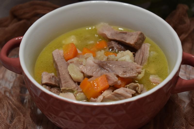 Zupa z golonki Zupa z golonki