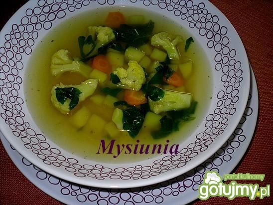 Zupa z kalafiorem i szpinakiem