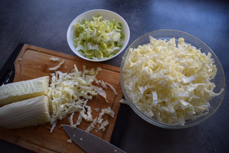 Zupa z kapusty pekińskiej z kaszą bulgur