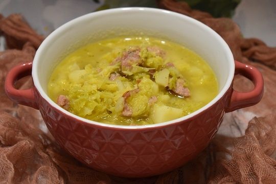 Zupa z kapusty włoskiej Zupa z kapusty włoskiej