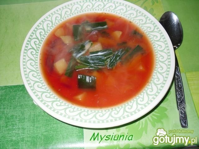 Zupa z młodą kalarepką 