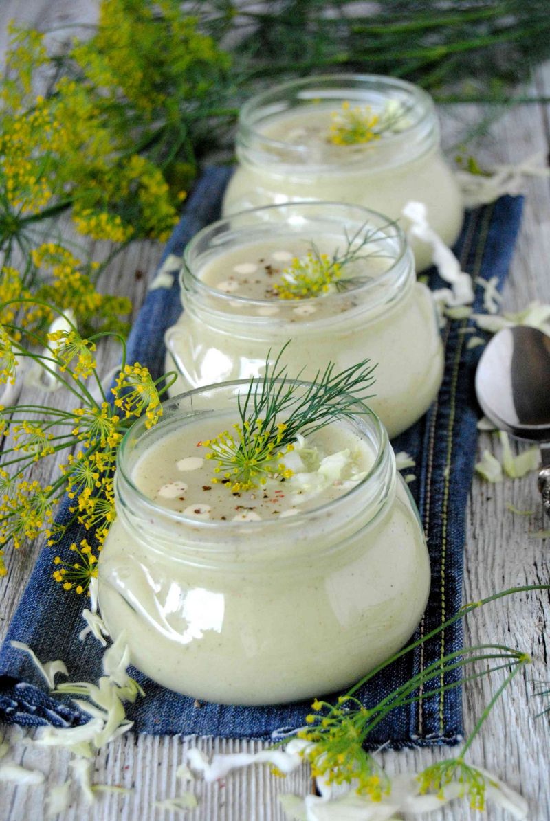 Zupa z młodej kapusty