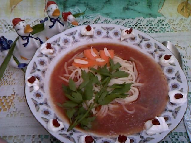 Zupa z młodych buraków                   Zupa z młodych buraków