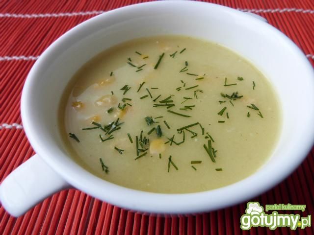 Zupa z pora i selera z kukurydzą Zupa z pora i selera z kukurydzą