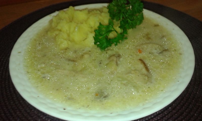 Zupa z samych prawdziwków