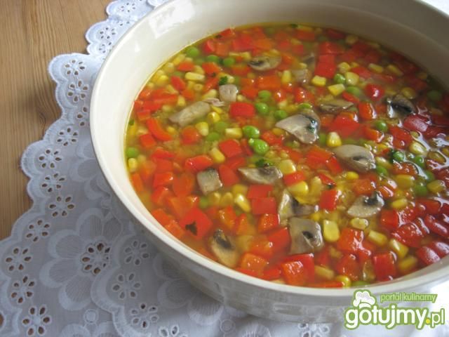 Zupa z soczewicą, papryką i pieczarkami Zupa z soczewicą, papryką i pieczarkami