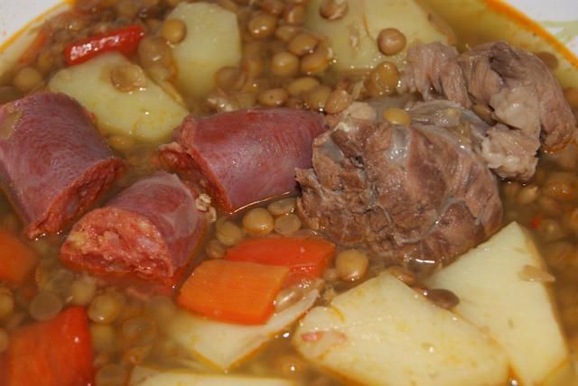 Zupa z soczewicy z dodatkiem papryki  Zupa z soczewicy z dodatkiem papryki