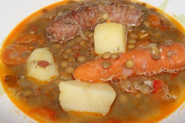 Zupa z soczewicy z jamon serrano. Zupa z soczewicy z jamon serrano.