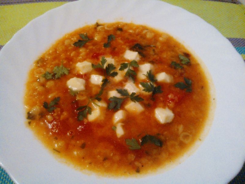 Zupa z soczewicy z makaronem Zupa z soczewicy z makaronem
