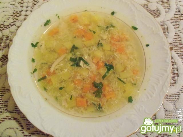 Zupa z żółtej cukini
