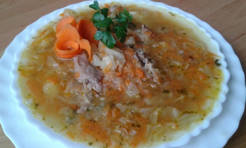 Zupa ze słodkiej białej kapusty Zupa ze słodkiej białej kapusty