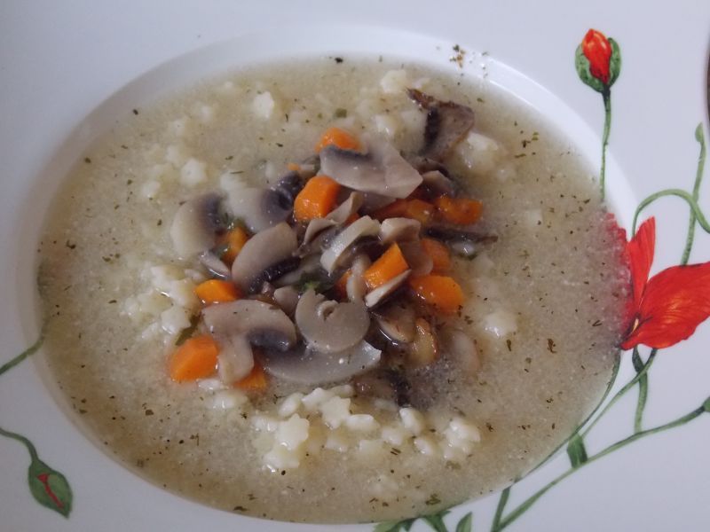 Zupa ze smażonymi pieczarkami Zupa ze smażonymi pieczarkami
