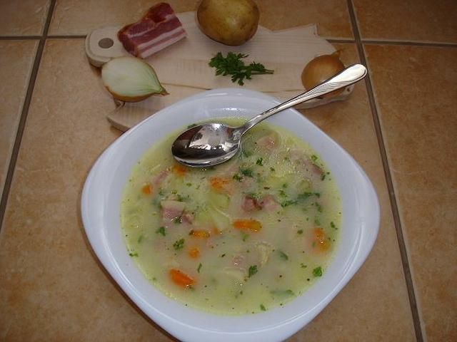 Zupa ziemniaczana z bekonem