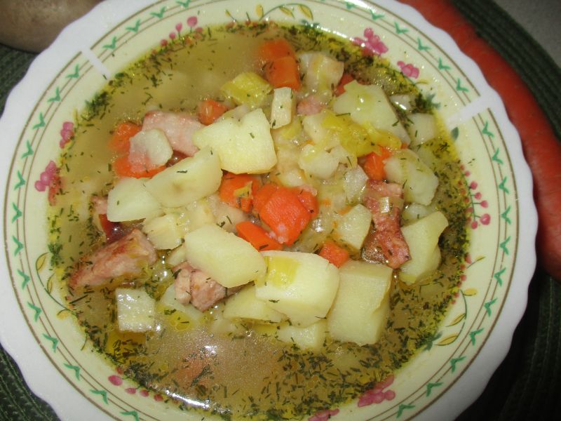 Zupa ziemniaczana z kiełbasą