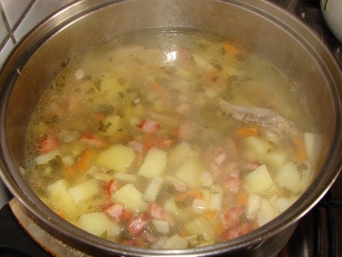 Zupa ziemniaczana z kiełbaską