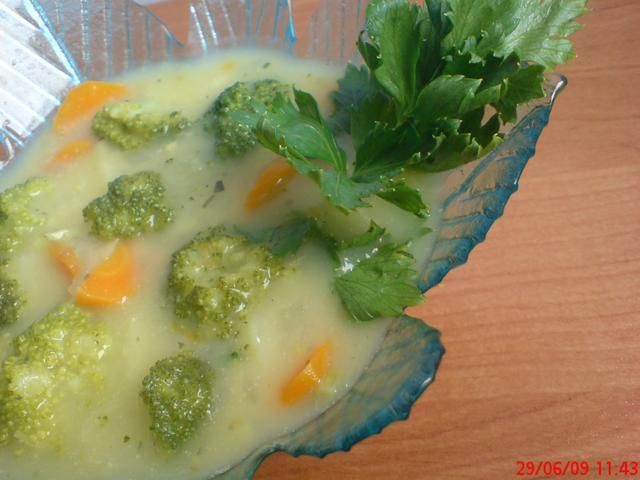 Zupka brokułowa Zupka brokułowa