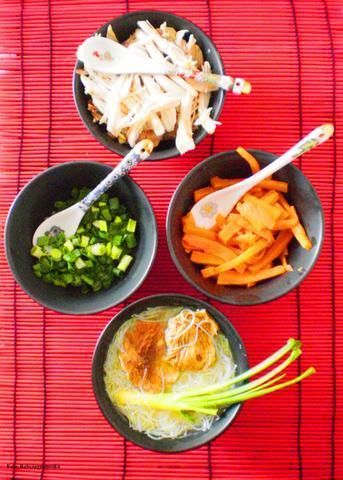 Zupka dla Kaa z Macao :