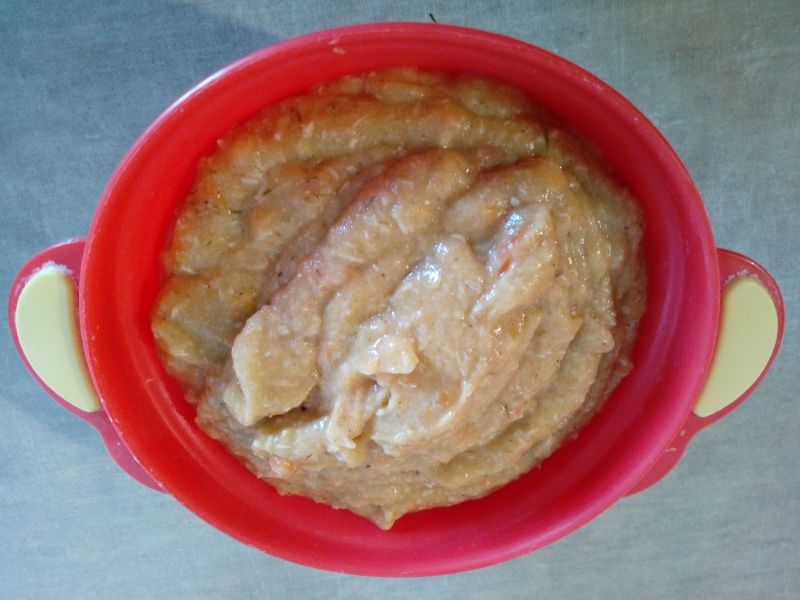 Zupka jarzynowa na kotleciku drobiowym