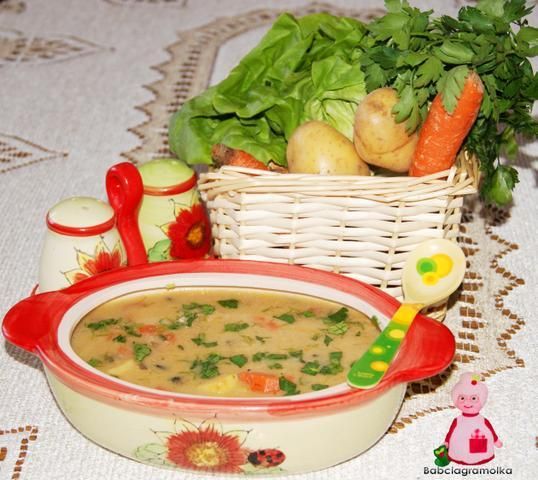 Zupka po paprykowa : Zupka po paprykowa :