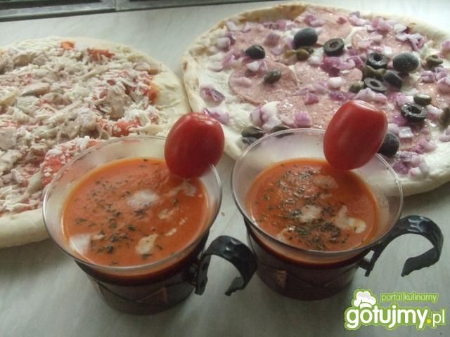 Zupka pomidorowa do popijania. Zupka pomidorowa do popijania.